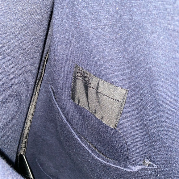 Blazer - Picture 3 of 3